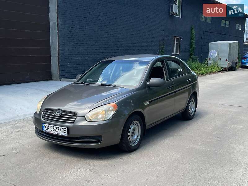 Hyundai Accent 2009