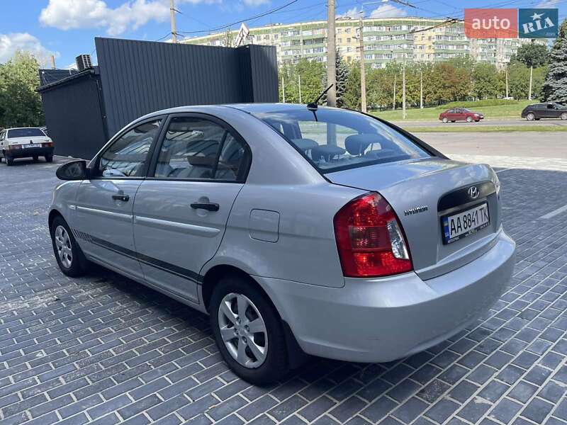 Седан Hyundai Accent 2008 в Полтаве