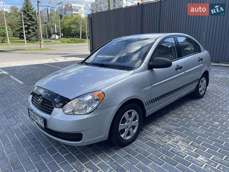 Седан Hyundai Accent 2008 в Полтаве