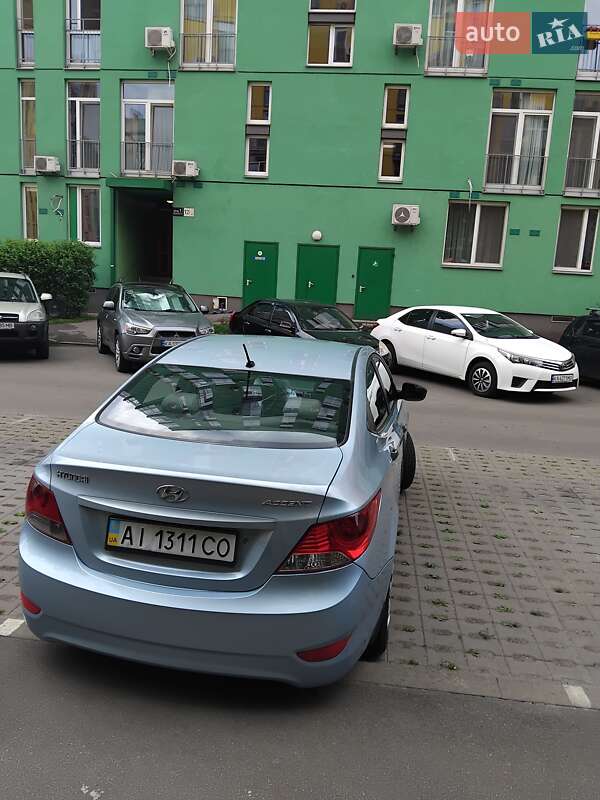 Седан Hyundai Accent 2011 в Києві
