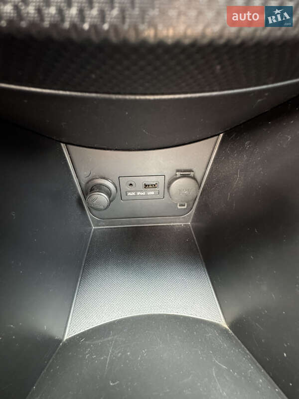 Седан Hyundai Accent 2012 в Славуті