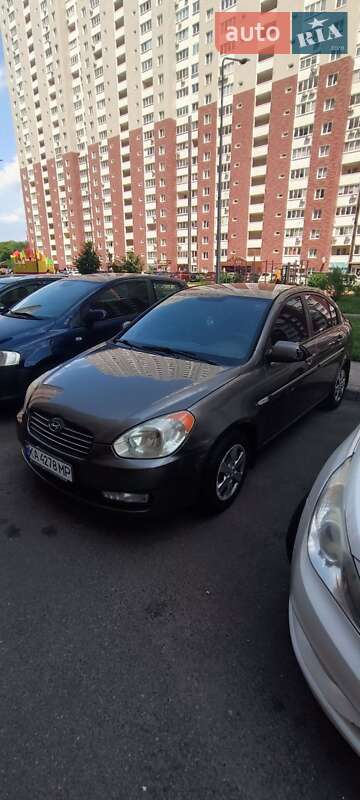 Седан Hyundai Accent 2008 в Киеве