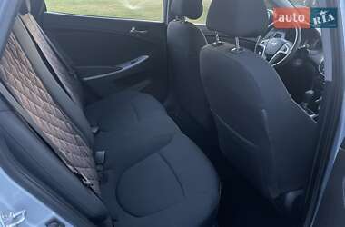 Седан Hyundai Accent 2011 в 