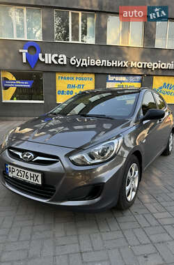 Седан Hyundai Accent 2013 в Запорожье