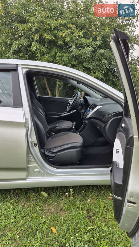 Хетчбек Hyundai Accent 2012 в Вінниці