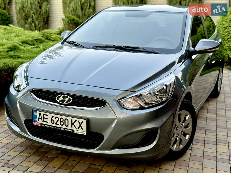 Седан Hyundai Accent 2019 в Днепре