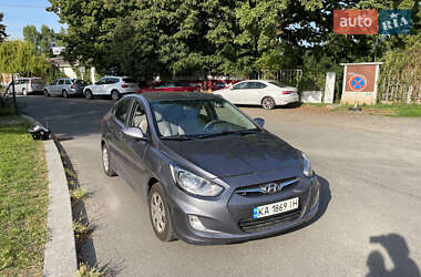 Седан Hyundai Accent 2016 в Киеве
