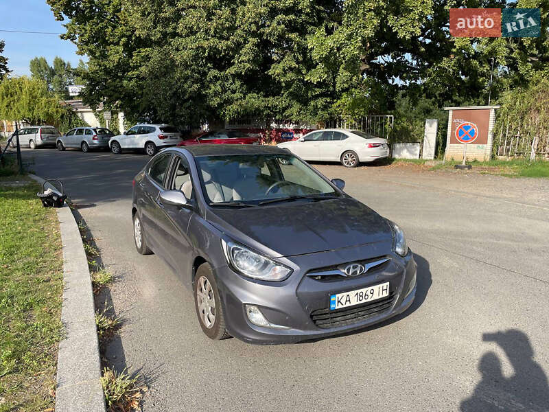Hyundai Accent 2016