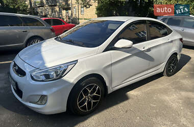 Седан Hyundai Accent 2019 в Києві