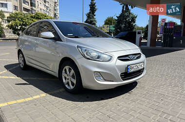 Седан Hyundai Accent 2012 в Одесі