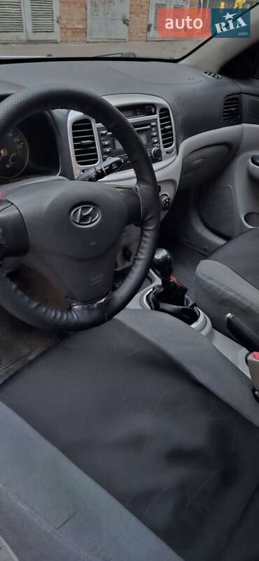 Седан Hyundai Accent 2008 в Николаеве