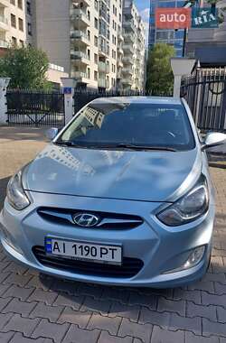 Хетчбек Hyundai Accent 2012 в Ірпені