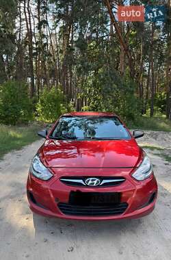 Седан Hyundai Accent 2011 в Охтирці