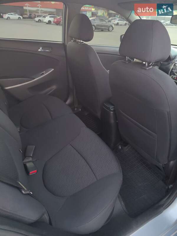 Седан Hyundai Accent 2011 в Харькове