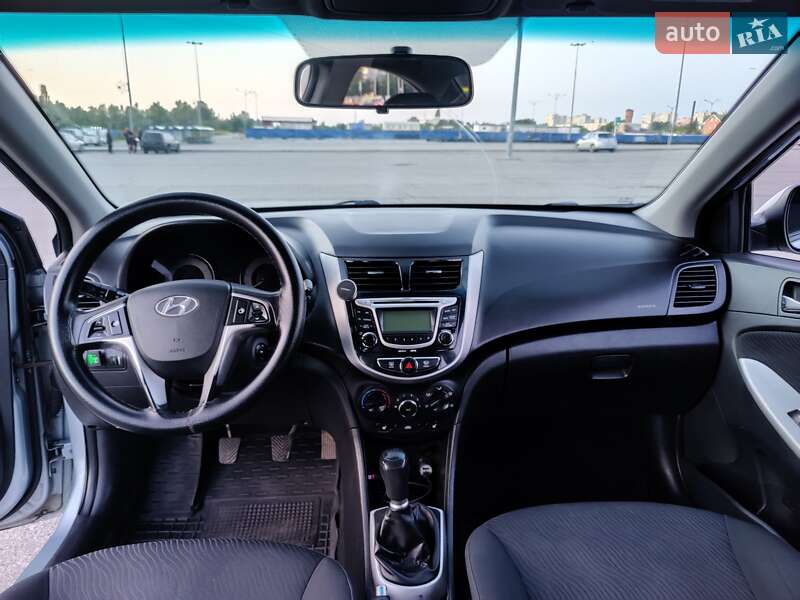 Седан Hyundai Accent 2011 в Харькове