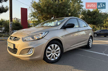 Седан Hyundai Accent 2014 в Одесі