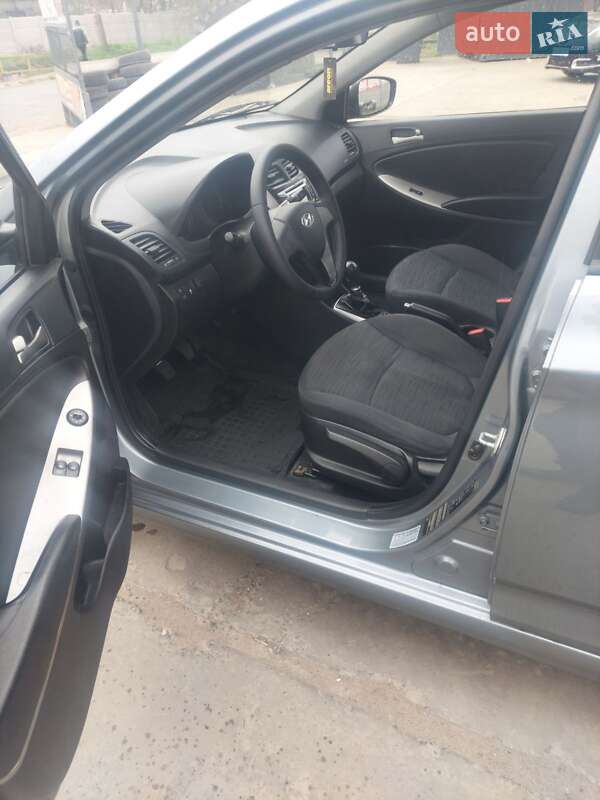 Седан Hyundai Accent 2019 в Белгороде-Днестровском
