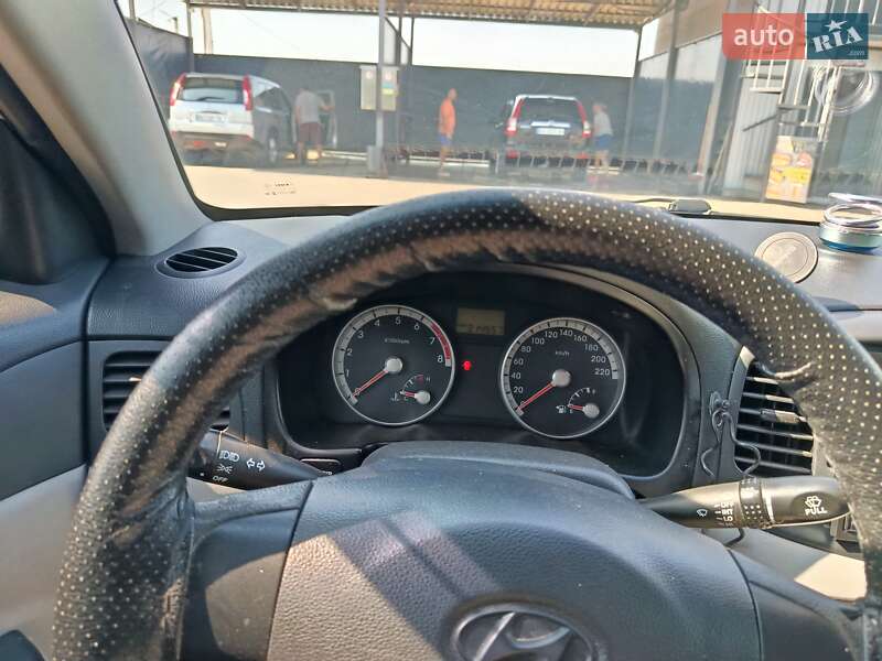 Седан Hyundai Accent 2008 в Одесі