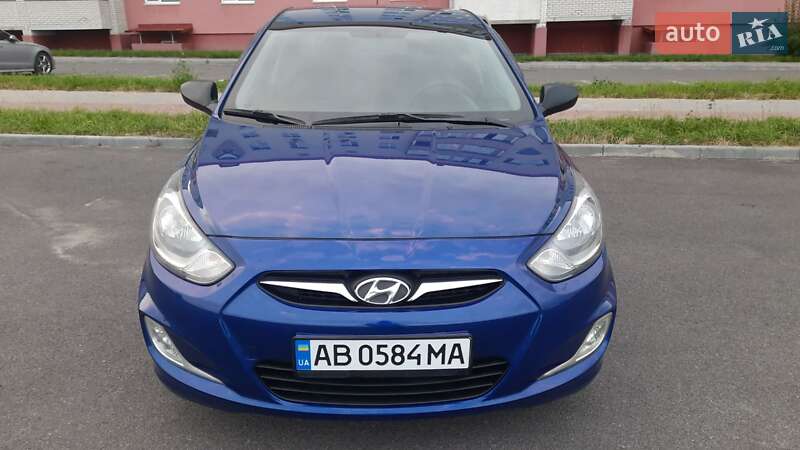 Седан Hyundai Accent 2013 в Виннице