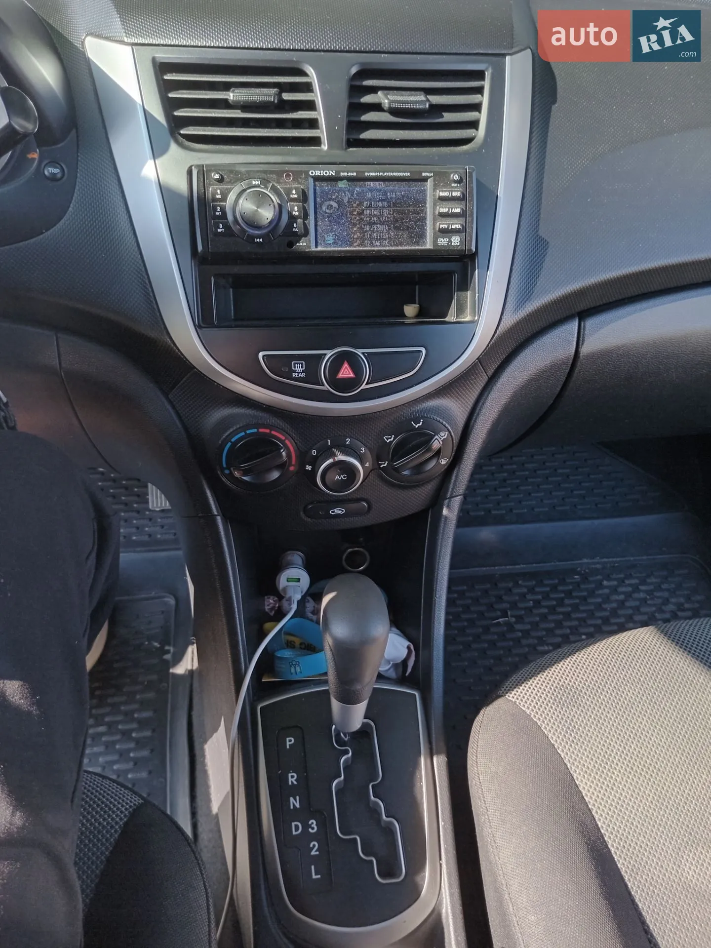 2011 Hyundai Accent - мініатюра 3