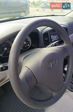 Седан Hyundai Accent 2008 в 