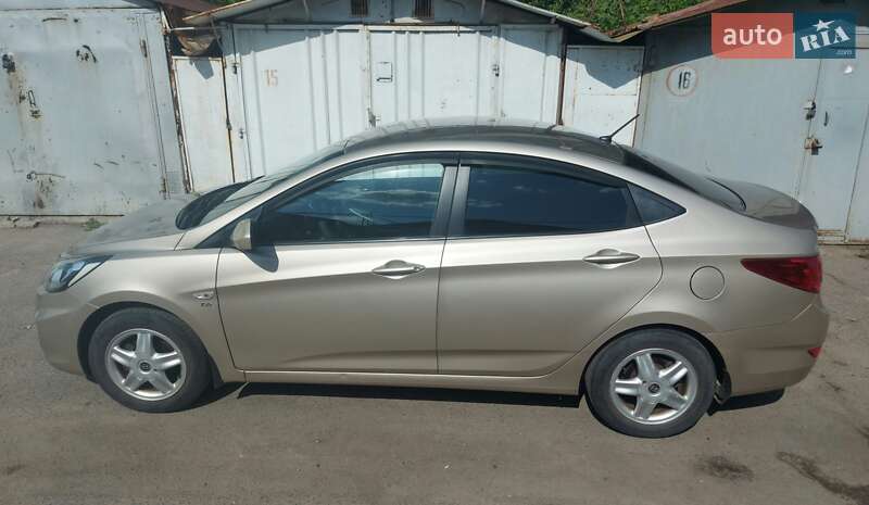 Седан Hyundai Accent 2012 в Черкассах фото 14 Седан Hyundai Accent 2012 в Черкассах