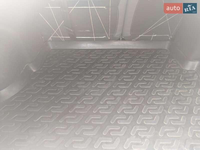 Седан Hyundai Accent 2012 в Черкассах фото 20 Седан Hyundai Accent 2012 в Черкассах