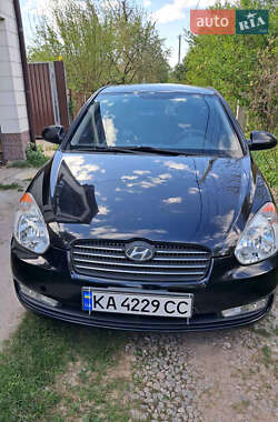 Седан Hyundai Accent 2010 в Киеве