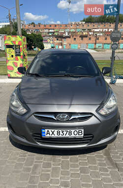 Седан Hyundai Accent 2011 в Харькове
