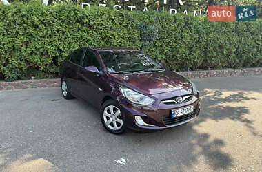 Седан Hyundai Accent 2012 в Киеве