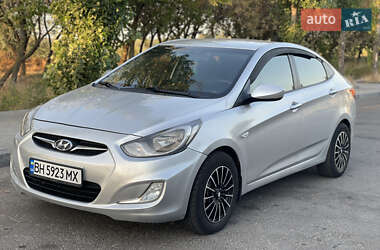 Седан Hyundai Accent 2011 в Николаеве