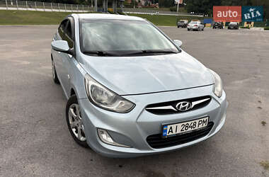 Седан Hyundai Accent 2011 в Обухове