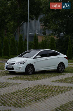 Седан Hyundai Accent 2012 в Харькове
