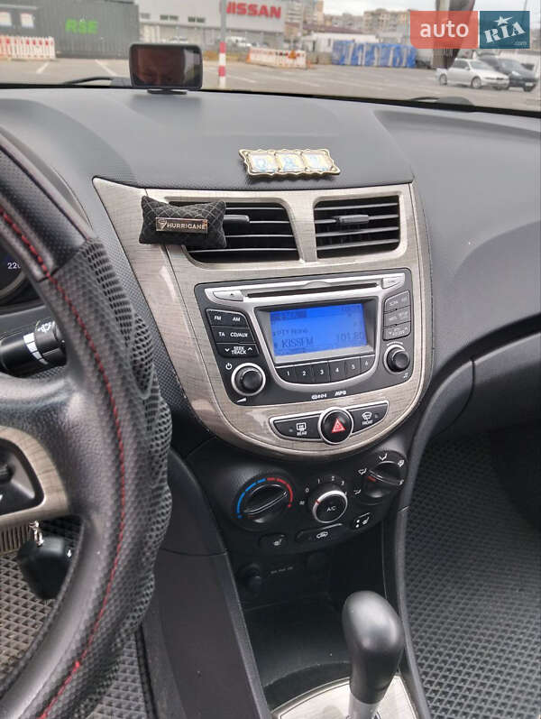 Седан Hyundai Accent 2013 в Одессе
