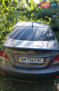 Седан Hyundai Accent 2011 в 
