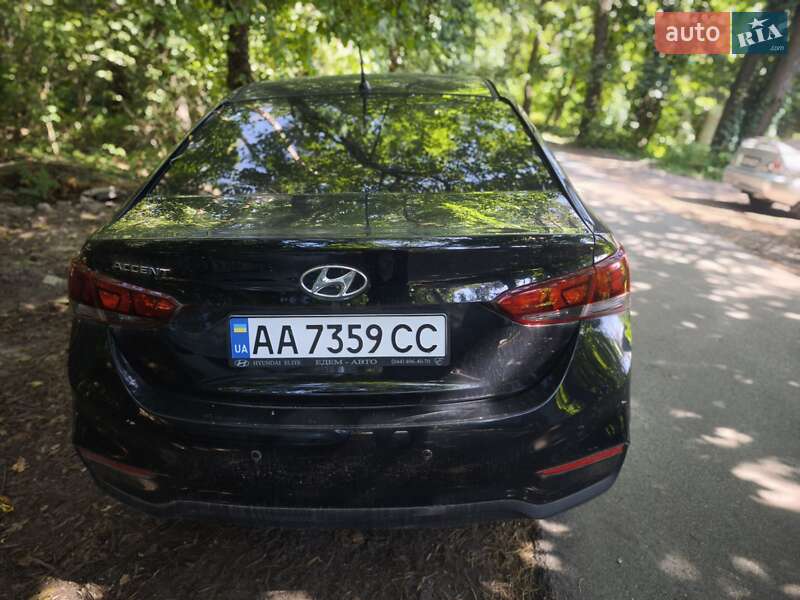 Седан Hyundai Accent 2017 в Киеве