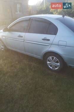 Hyundai Accent 2008