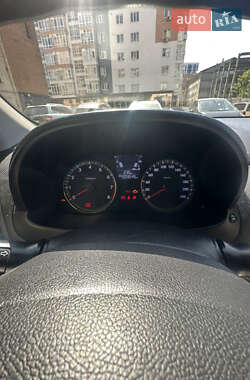 Седан Hyundai Accent 2012 в 