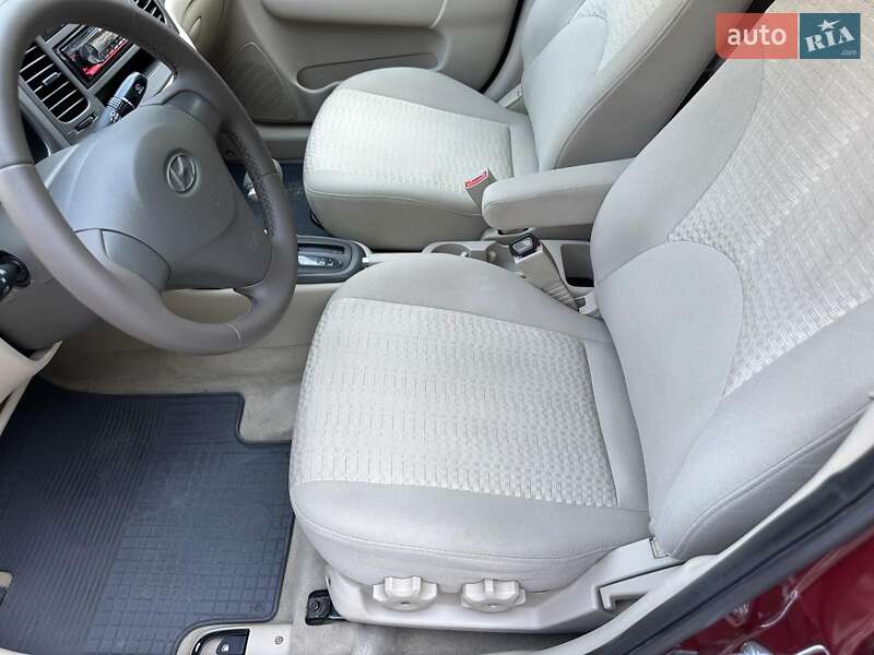 Хэтчбек Hyundai Accent 2008 в Одессе