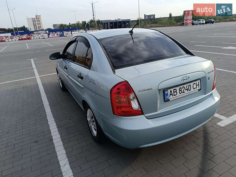 Седан Hyundai Accent 2008 в Виннице