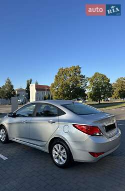 Седан Hyundai Accent 2016 в 