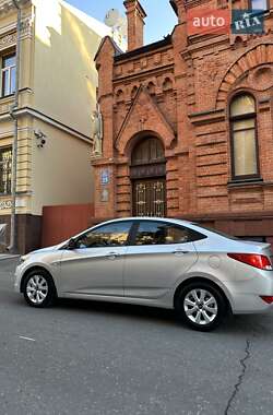 Седан Hyundai Accent 2016 в 