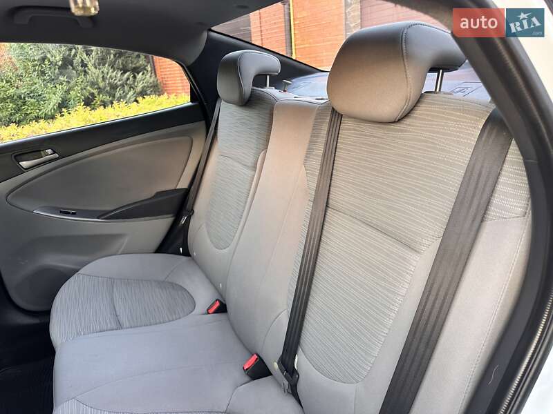 Седан Hyundai Accent 2015 в Харькове