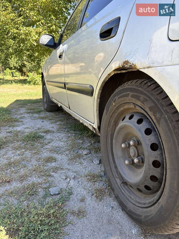 Седан Hyundai Accent 2004 в Фастове