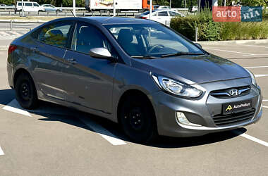 Hyundai Accent 2016