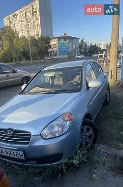 Седан Hyundai Accent 2008 в Киеве