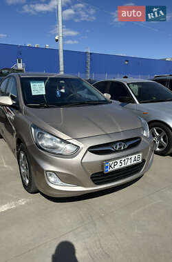 Седан Hyundai Accent 2012 в Запорожье