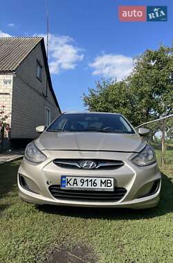 Hyundai Accent 2013
