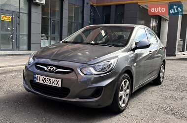 Седан Hyundai Accent 2012 в Киеве