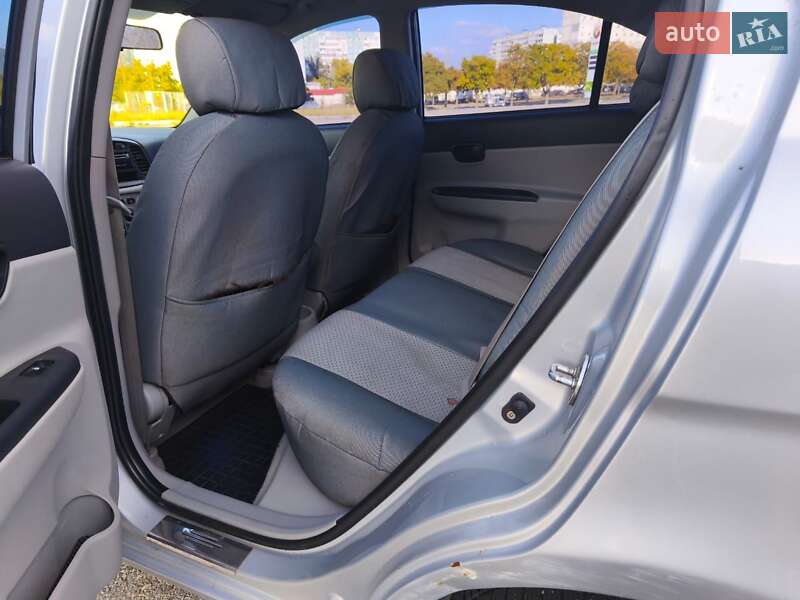 Седан Hyundai Accent 2008 в Запорожье фото 19 Седан Hyundai Accent 2008 в Запорожье